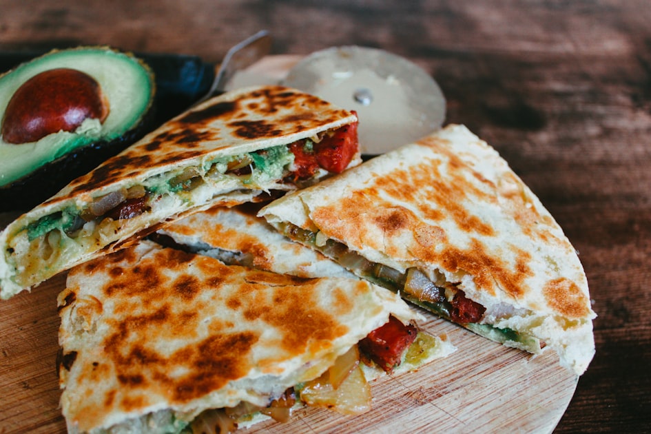 Resep Quesadilla Mini Ayam Keju: Camilan Seru Bareng Anak