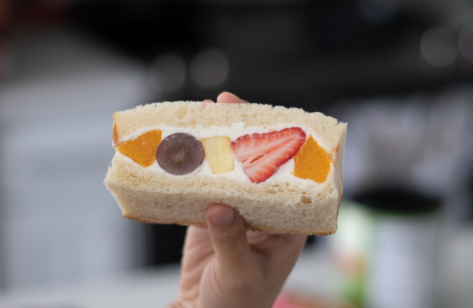 Resep Fruit Sando Segar: Kreasi Sandwich Buah Cantik