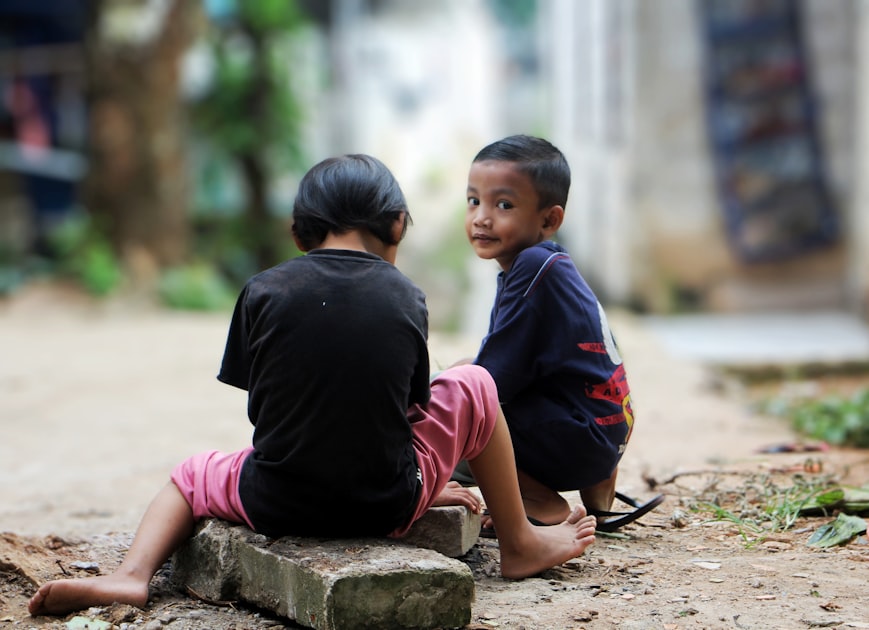 Cara Mengajarkan Empati pada Anak Sejak Dini Panduan Lengkap